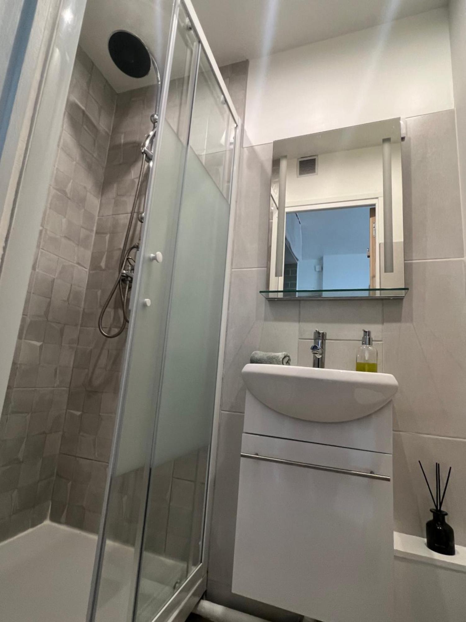 Suite Vue Montmartre & Balcon باريس المظهر الخارجي الصورة